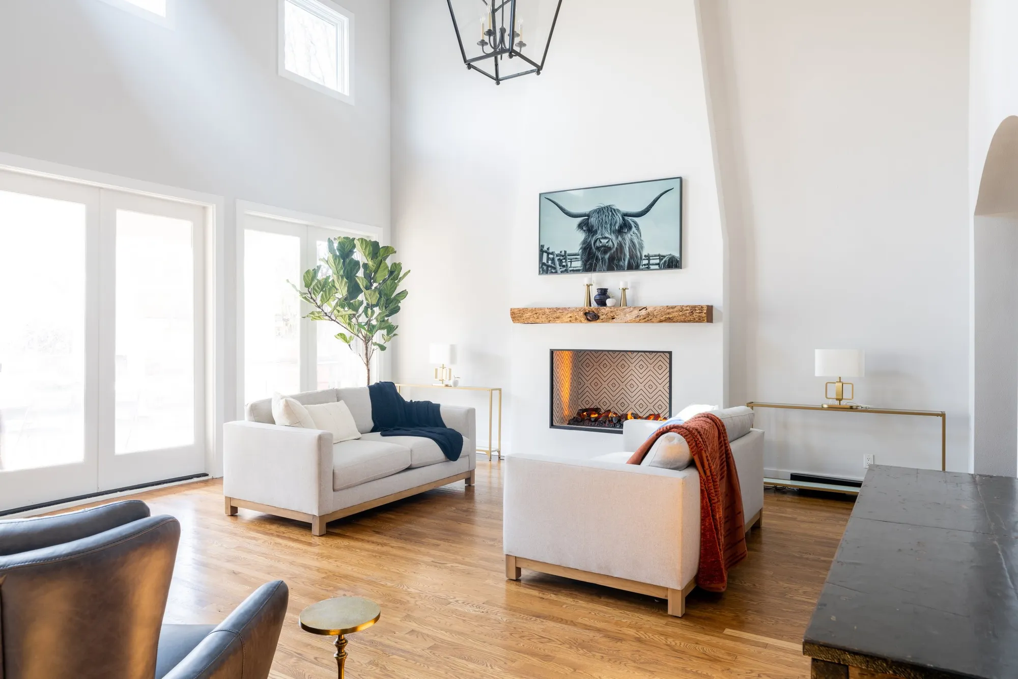 Multipurpose Rooms: Designing a Space for Relaxation & Entertainment