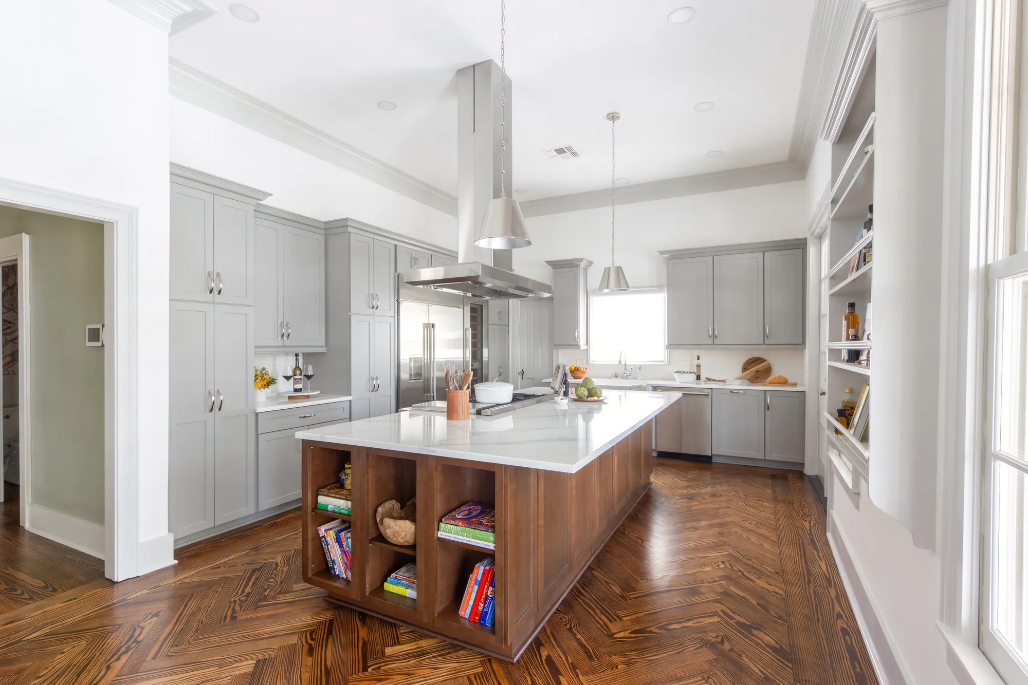 Unleashing the Potential of Functional and Stylish Kitchen Islands in San Antonio Homes